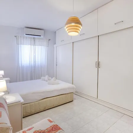 Lejlighed Cosy 1br With Private Balcony In St Pauls Bay By 360 Estates