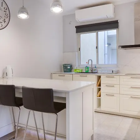 Apartment Cosy 1br With Private Balcony In St Pauls Bay By 360 Estates *