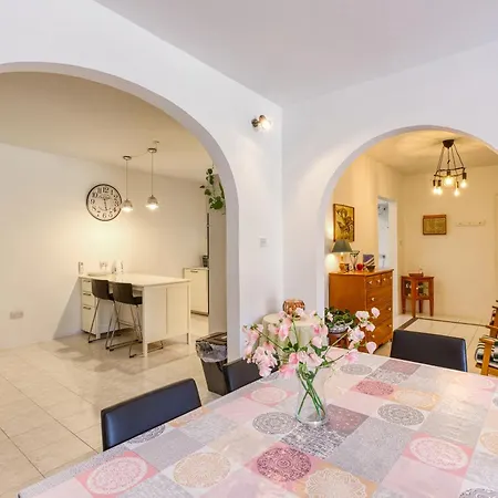 Cosy 1br With Private Balcony In St Pauls Bay By 360 Estates St. Paul's Bay