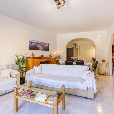 Cosy 1br With Private Balcony In St Pauls Bay By 360 Estates * St. Paul's Bay