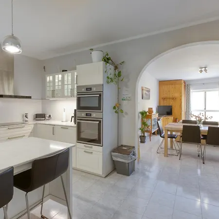 Cosy 1br With Private Balcony In St Pauls Bay By 360 Estates Apartmán