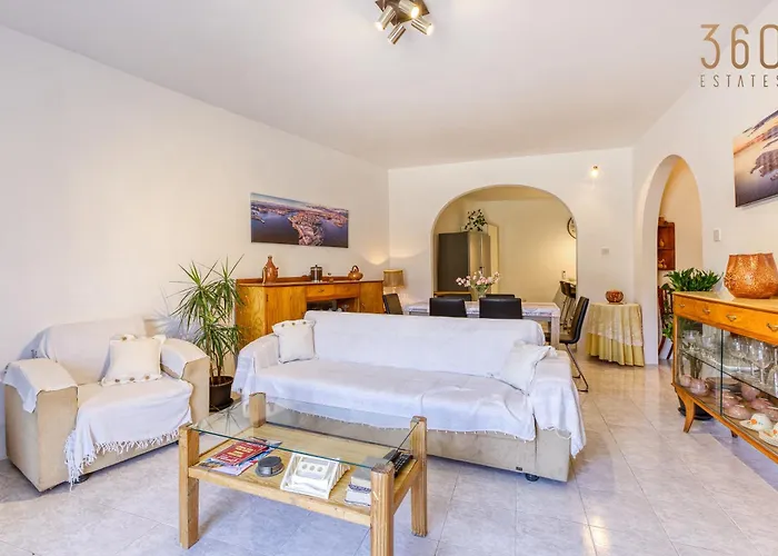 Cosy 1br With Private Balcony In St Pauls Bay By 360 Estates * St. Paul's Bay