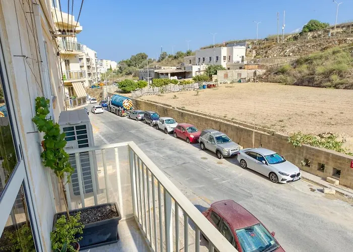 Cosy 1br With Private Balcony In St Pauls Bay By 360 Estates St. Paul's Bay