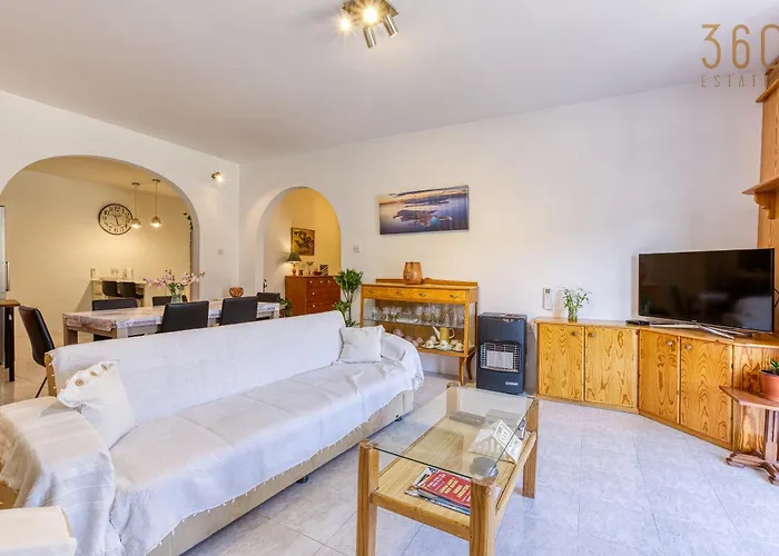 Cosy 1br With Private Balcony In St Pauls Bay By 360 Estates Lägenhet St. Paul's Bay