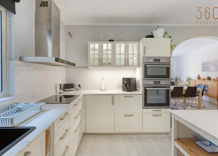 Cosy 1br With Private Balcony In St Pauls Bay By 360 Estates * St. Paul's Bay